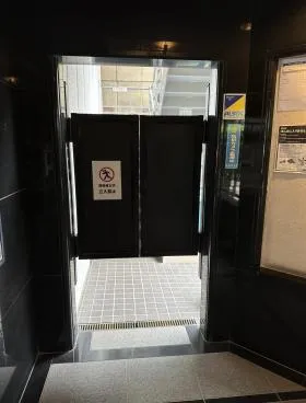 東英美土代ビルの外観