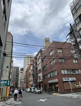 東英美土代ビルの外観