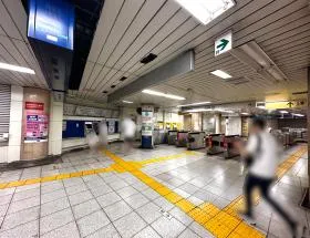 東京メトロ千代田線「新御茶ノ水駅」