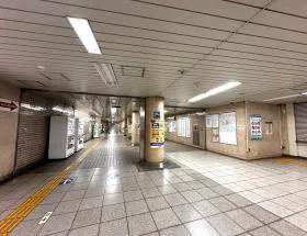 東京メトロ千代田線「新御茶ノ水駅」