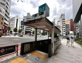 B6出入口（地上）