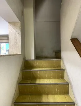 アワヅビルの外観
