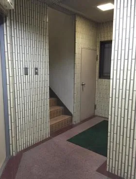 上田司町ビルの外観