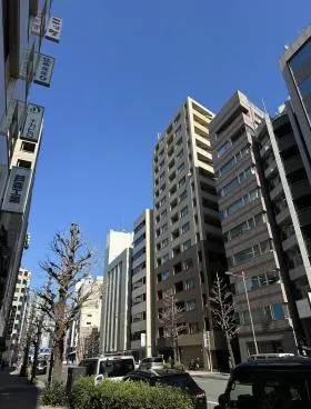 イトーピア岩本町二丁目ビルの外観
