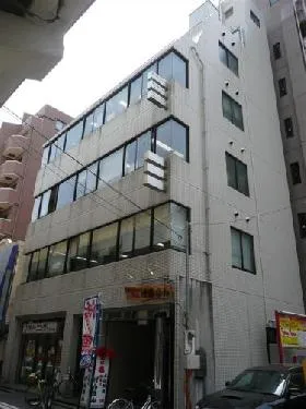 信成ビルの外観