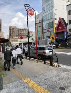 十字屋ビルの外観