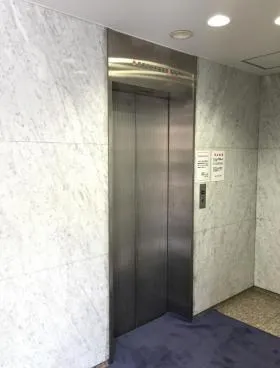 東信蔵前ビルの外観