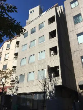 萬水ビルの外観