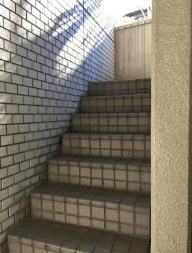 萬水ビルの外観