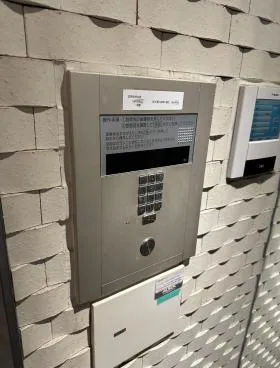 三五ビルの外観
