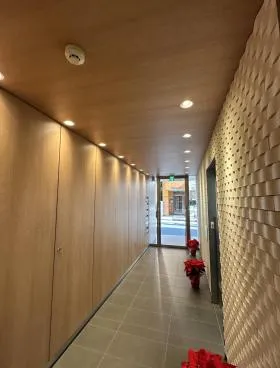 三五ビルの外観
