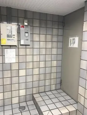 神田旅館組合ビルの外観