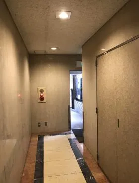 盛光伸光ビルの外観