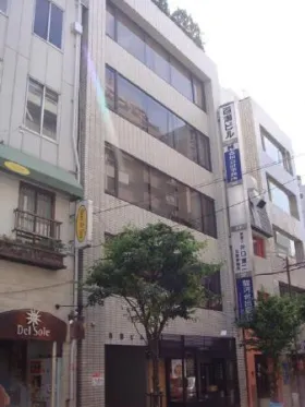 百瀬新館ビルの外観