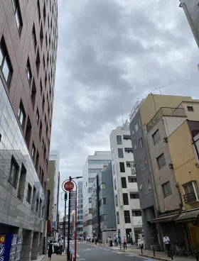 翔和多町ビルの外観