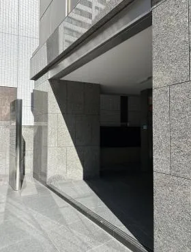 イトーピア岩本町ANNEXビルの外観