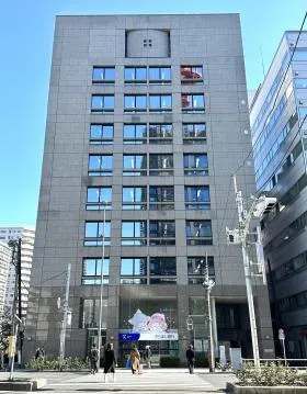 コイズミビルの外観