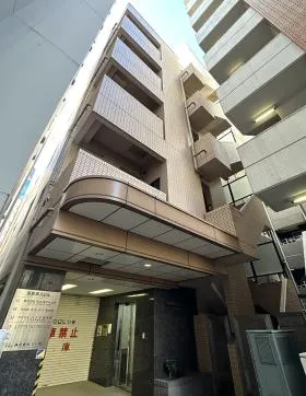 多町高久ビルの外観