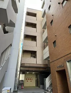 多町高久ビルの外観