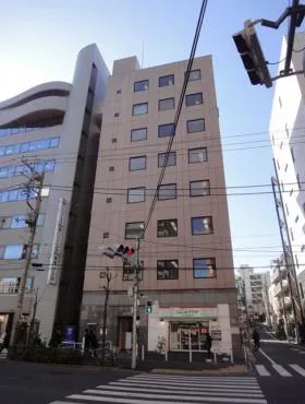 エスビルの外観