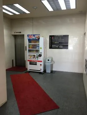 エスビルの外観