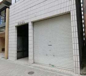 青木ビルの外観
