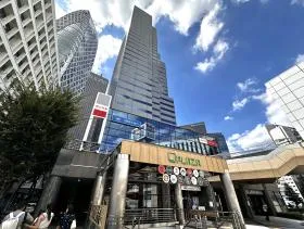 新宿エルタワーの外観