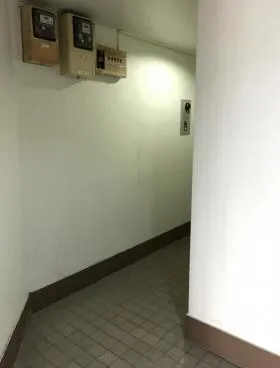 下島商会ビルの外観