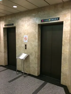ランディック神田ビルの外観