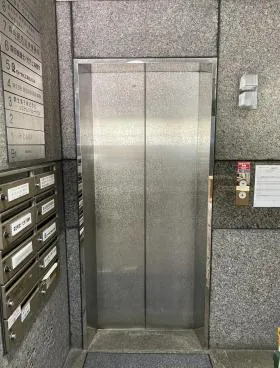 D&F御茶ノ水ビルの外観
