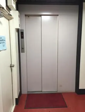 チカラビルの外観
