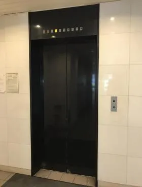 小網町ゼネラルビルの外観