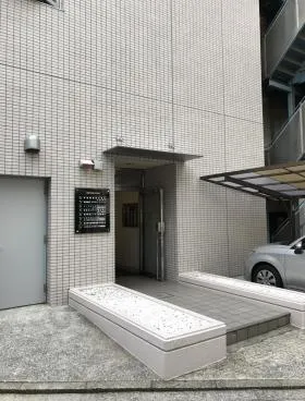 小網町ゼネラルビルの外観