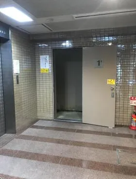 第3大図ビルの外観