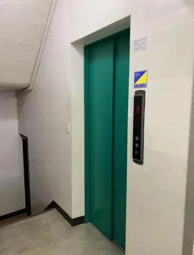 宇野ビルの外観