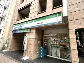 ファミリーマート