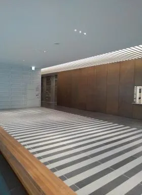 砂防会館 本館の外観