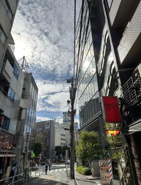T&Aビルの外観