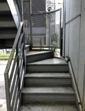 神田小川町太田屋ビルの外観