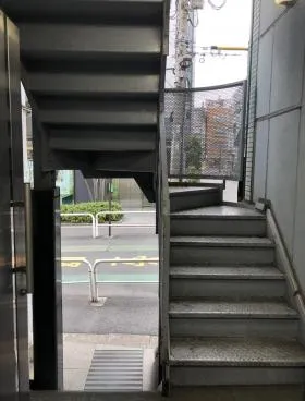 神田小川町太田屋ビルの外観