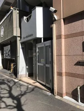 ニュー駿河台ビルの外観