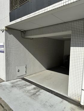 カスタリアお茶の水ビルの外観