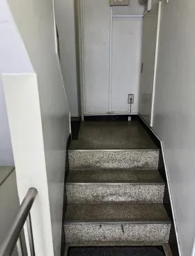 カリガネビルの外観