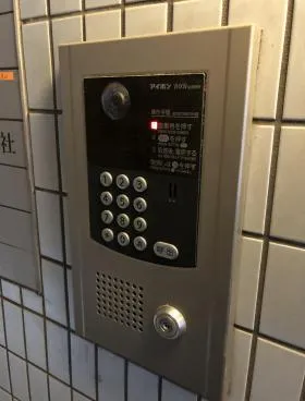 神田花瀧ビルの外観