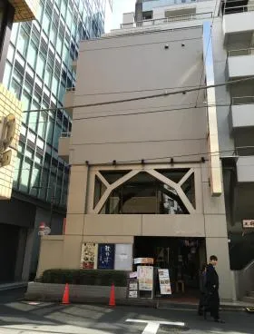神田クレストビルの外観