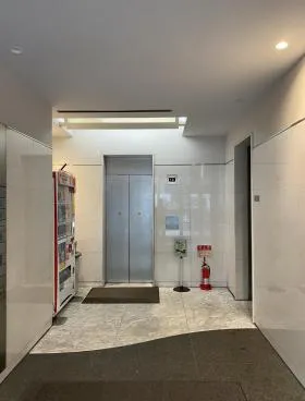白鹿茅場町ビルの外観