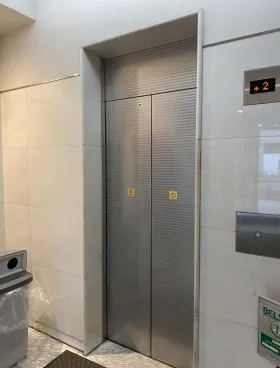 白鹿茅場町ビルの外観