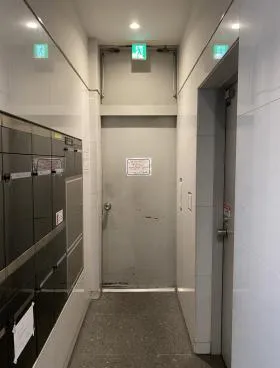 白鹿茅場町ビルの外観
