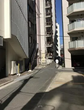 コスモスビルの外観