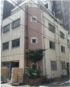 上田ビルの外観